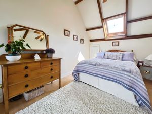 Photo 27- click for photo gallery